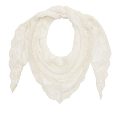 Ivory lace scarf